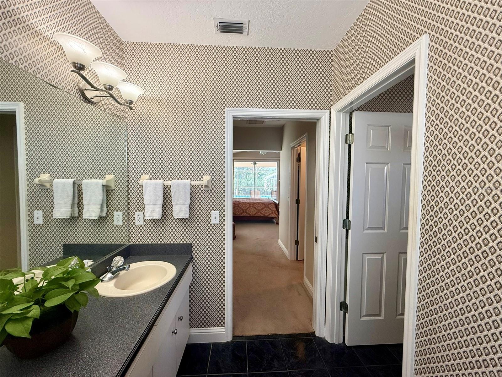 SUN N LAKE - Residential