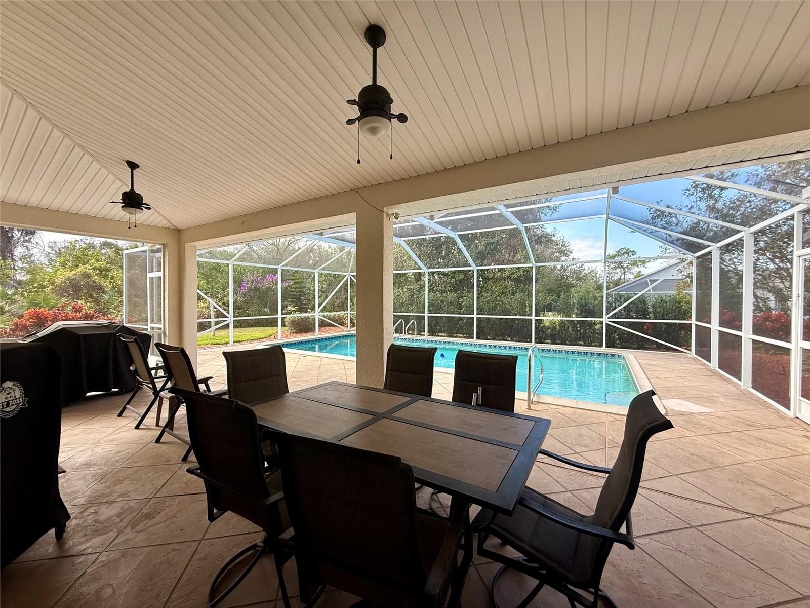 SUN N LAKE - Residential