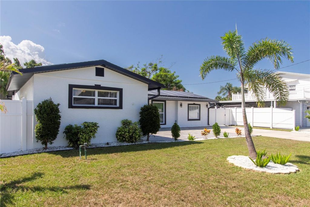 Photo of 8306 Stillbrook Avenue, Tampa, FL 33615 (MLS # TB8449350)