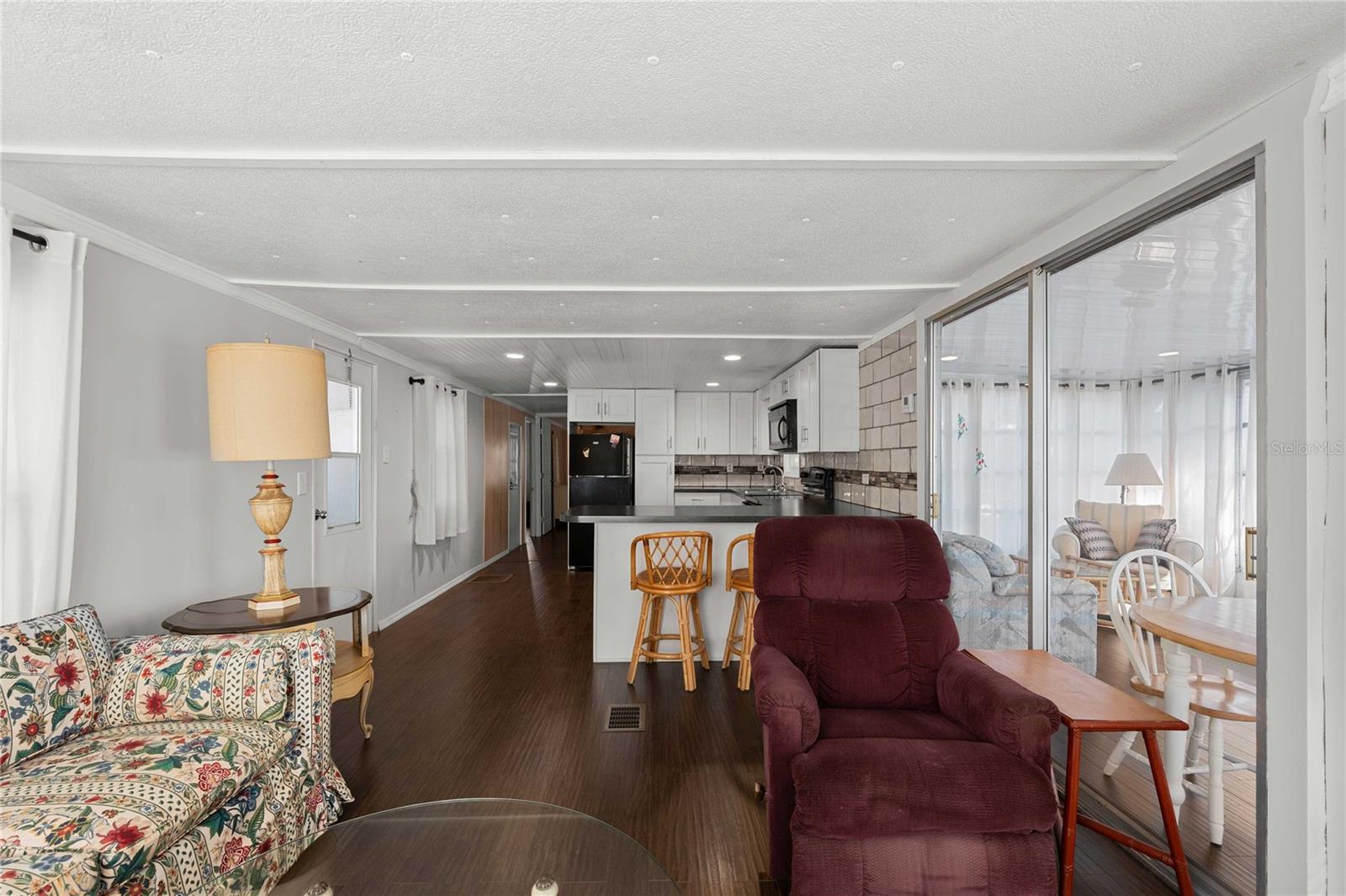 SKY HARBOR ESTATES CORP INC CONDO - Residential