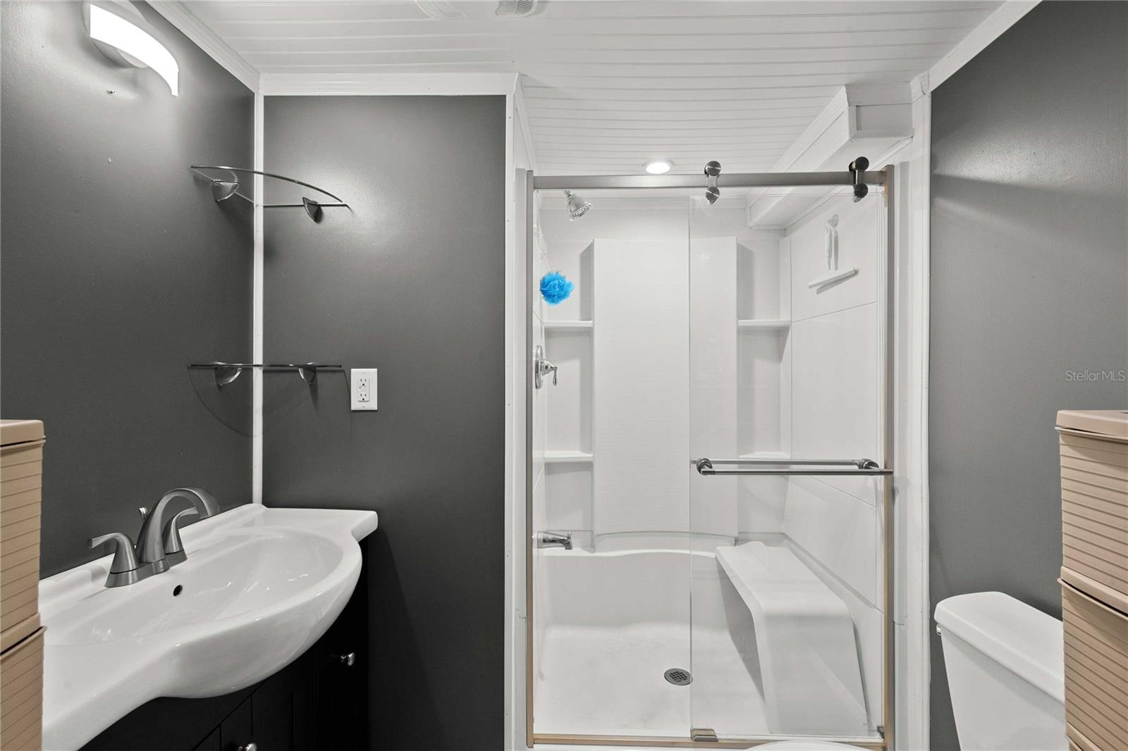 SKY HARBOR ESTATES CORP INC CONDO - Residential