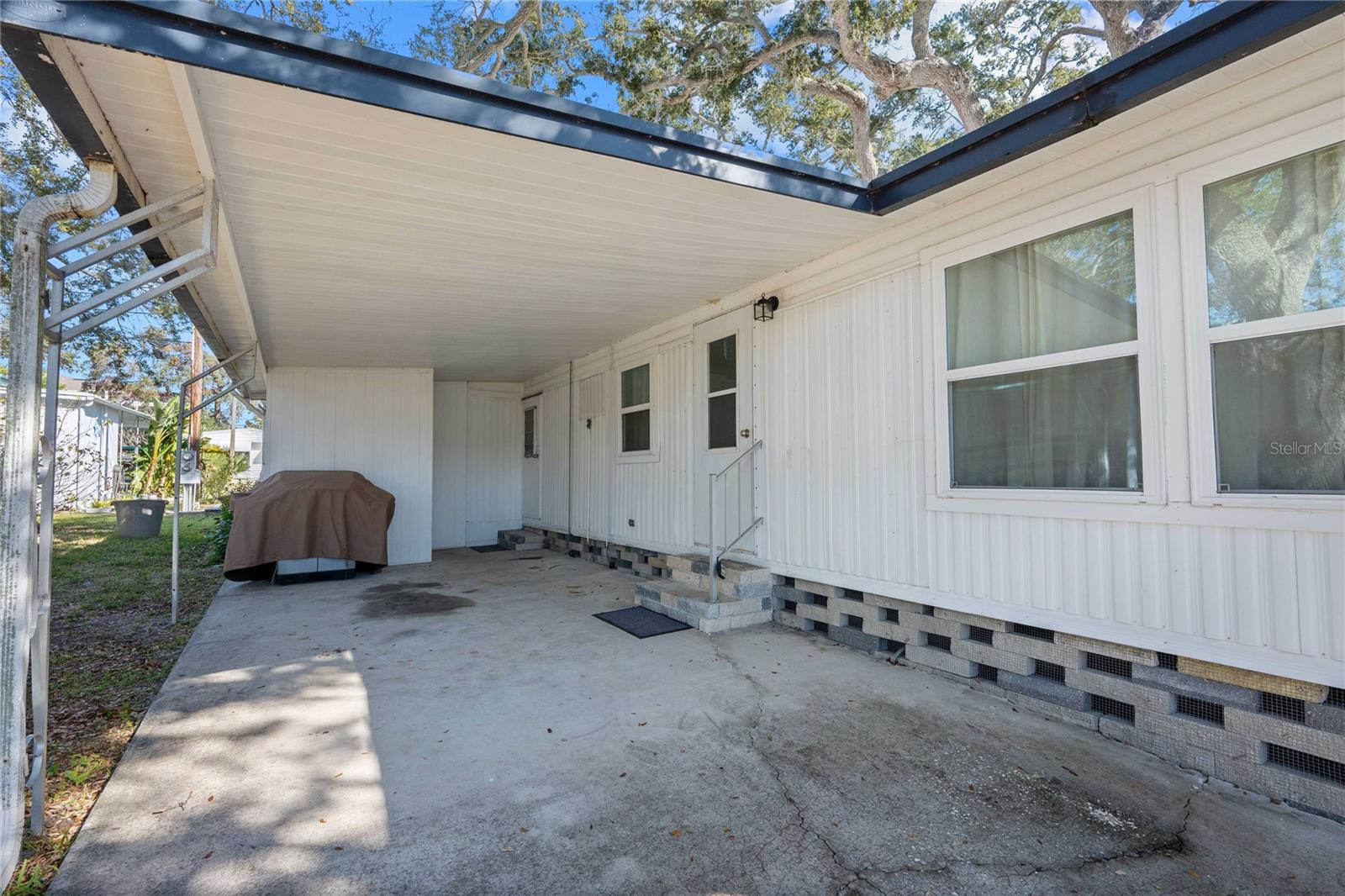 SKY HARBOR ESTATES CORP INC CONDO - Residential