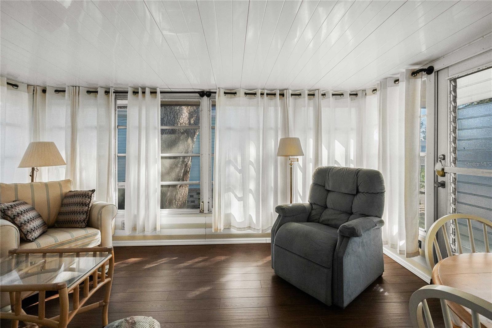 SKY HARBOR ESTATES CORP INC CONDO - Residential