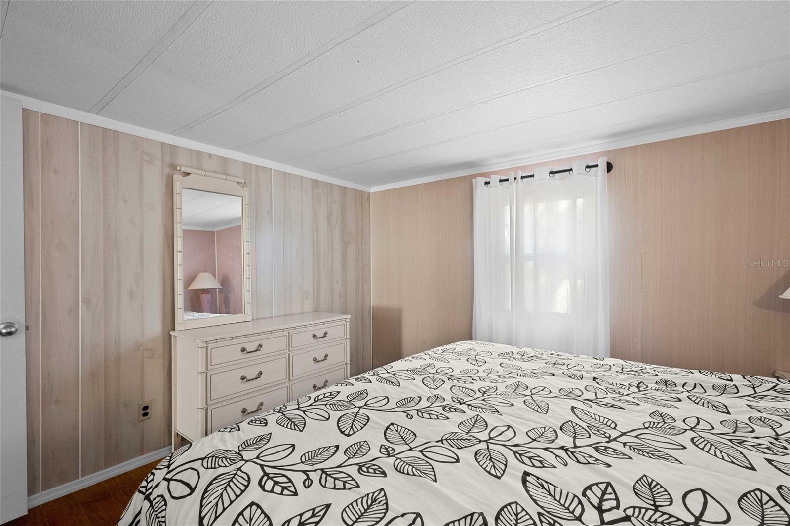 SKY HARBOR ESTATES CORP INC CONDO - Residential