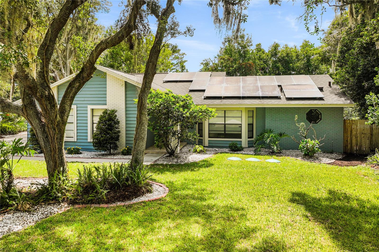 1716 CEDAR GLEN DRIVE