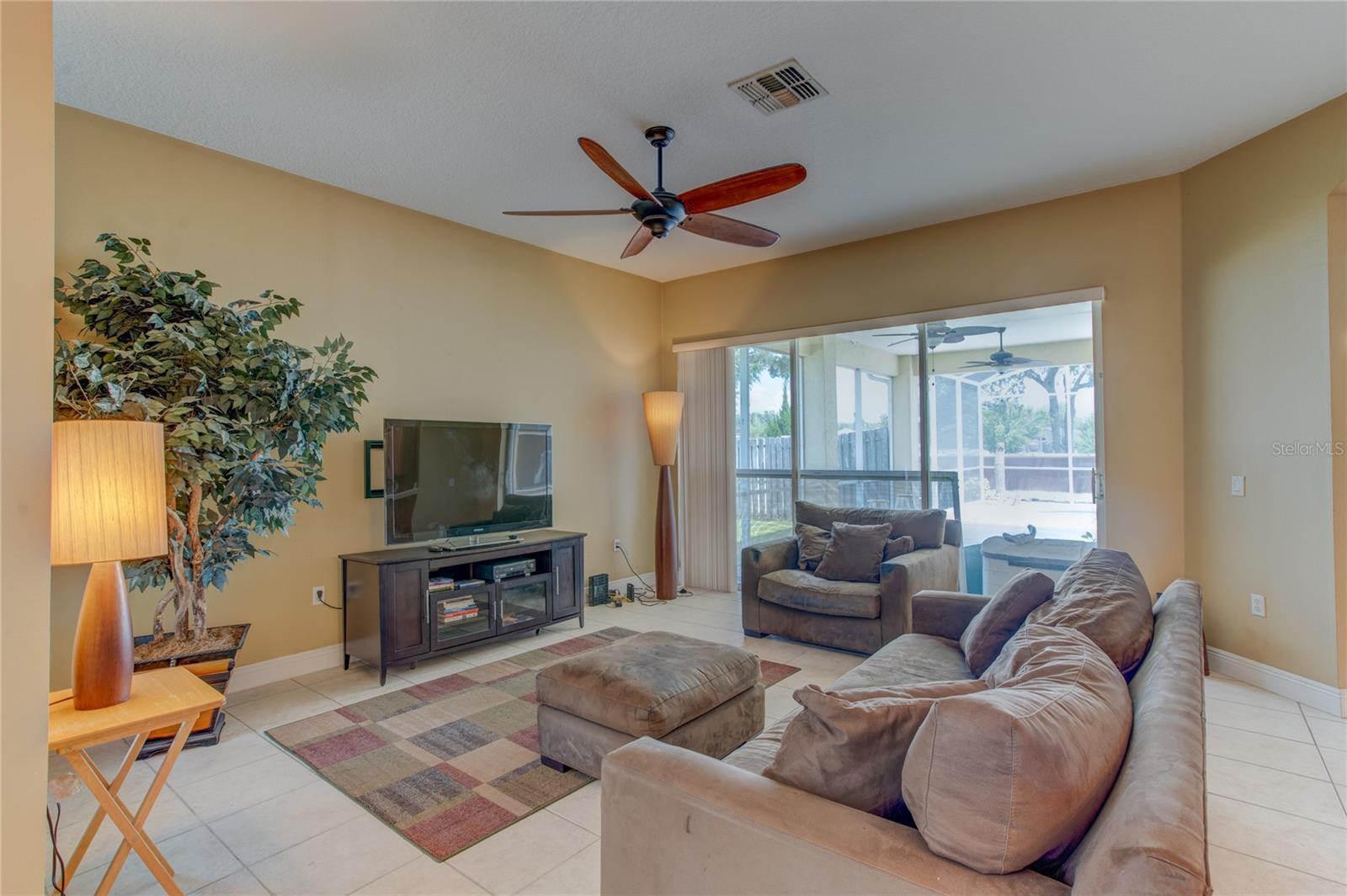 1821 SOARING HEIGHTS CIRCLE