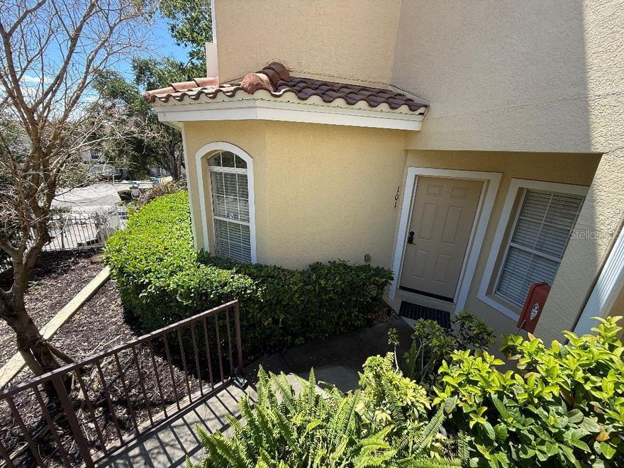 Welcome to this move-in ready 2BR/2BA condo in beautiful Altamonte Springs! First-floor end unit in the desirable Key West Condo community with a 1-car garage a community pool and fitness center. Bright open layout with split bedrooms, high ceilings, ceramic tile, and hardwood floors. Updated kitchen with solid wood cabinets, butcher block counters, and ample storage. Spacious living and dining area opens to a private patio. Primary suite features dual walk-in closets, large shower, and patio access. Inside laundry closet with washer and dryer included. HOA fee covers water, sewer, and trash. Conveniently located near Altamonte Mall, Cranes Roost Park, I-4, shopping, dining, gyms, and more. Located in sought-after Lake Brantley school district. Schedule your private showing today.