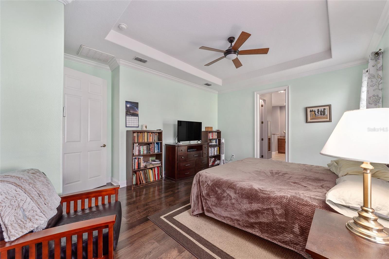 MAJESTIC OAKS - Residential