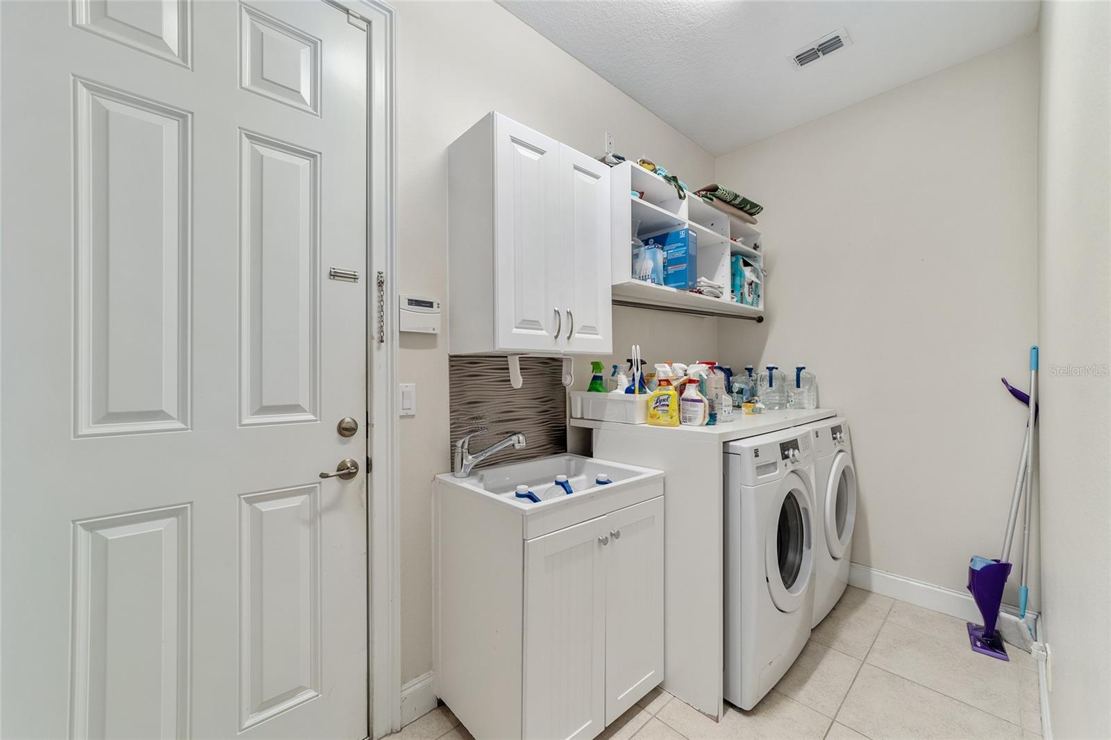 MAJESTIC OAKS - Residential