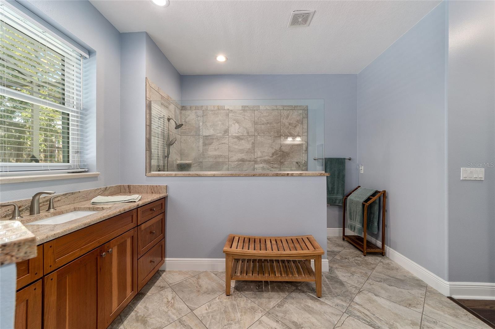 MAJESTIC OAKS - Residential