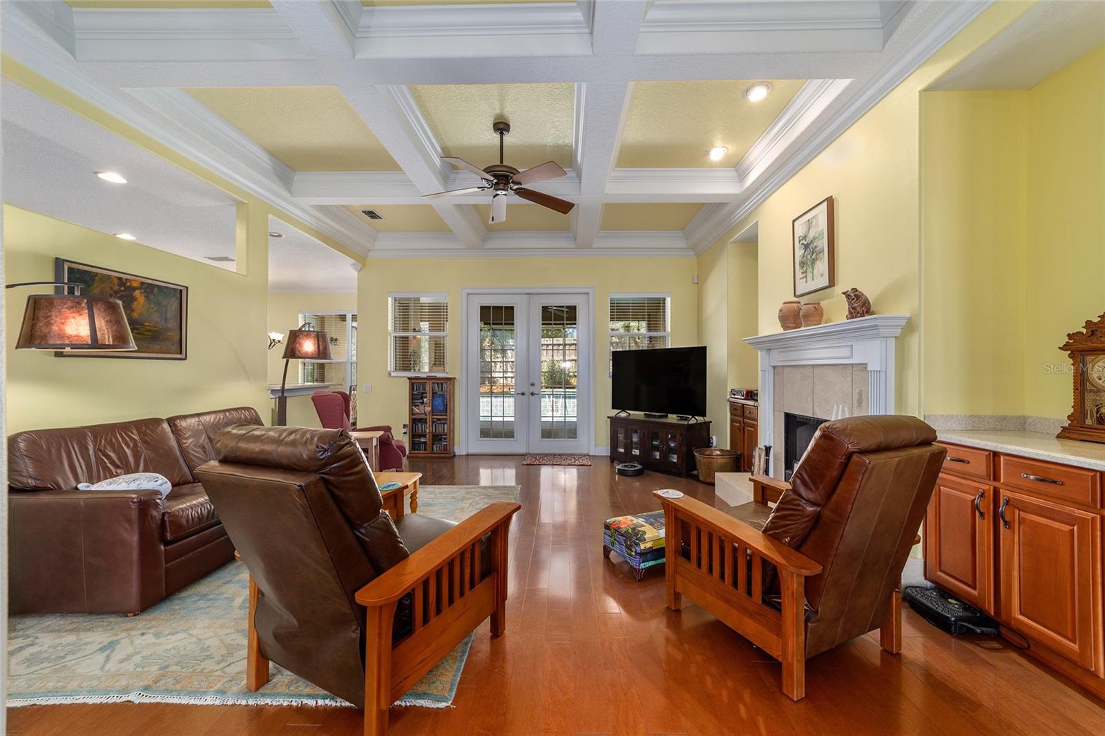 MAJESTIC OAKS - Residential