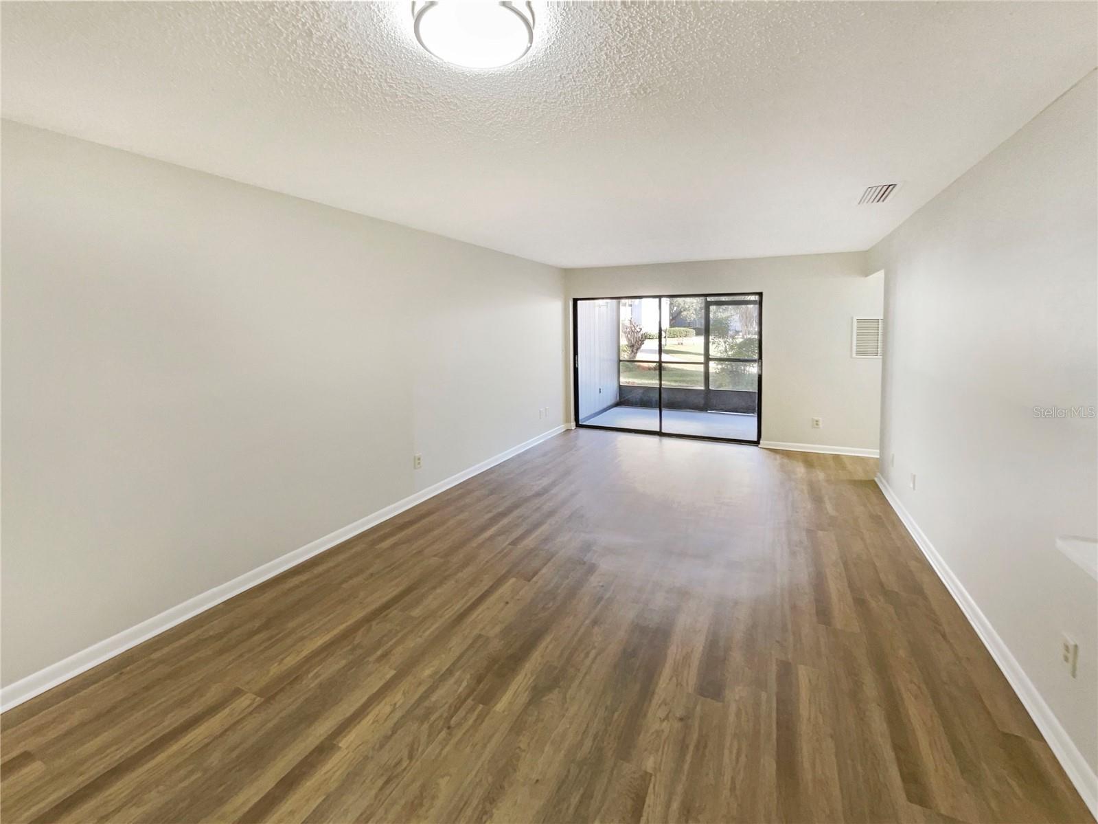 SOUTHPOINTE CONDO - Residential