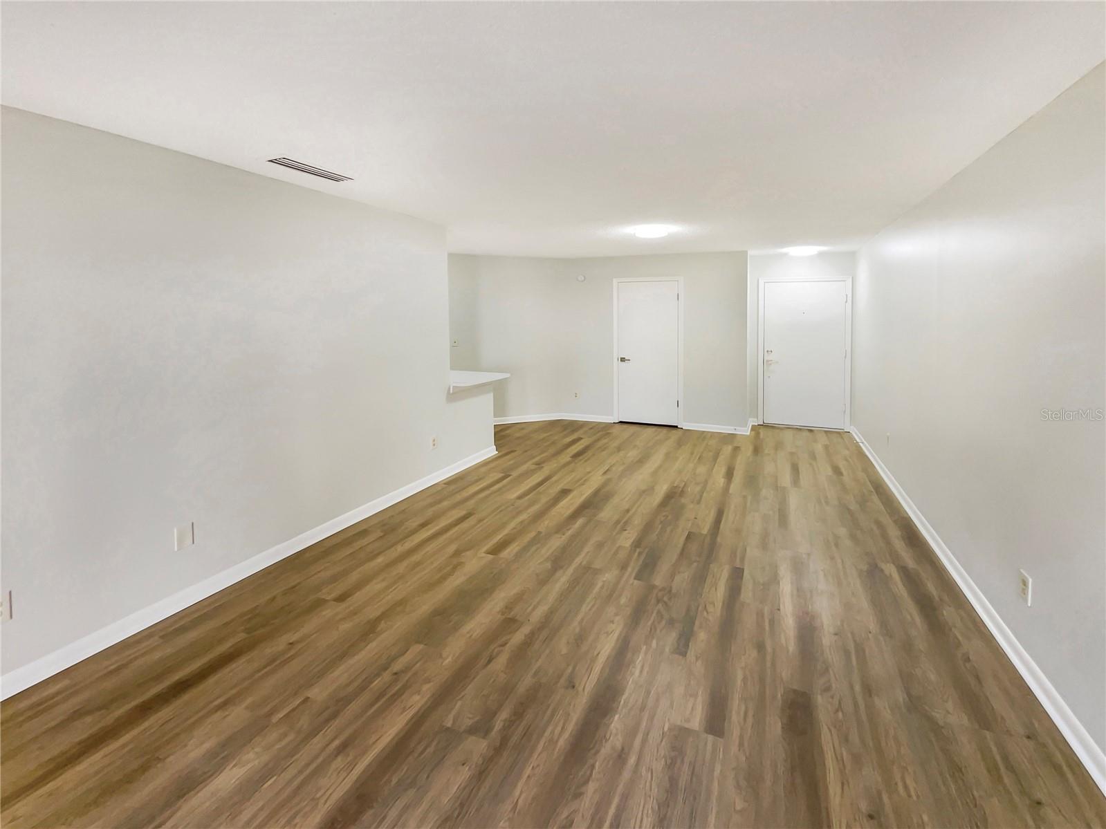 SOUTHPOINTE CONDO - Residential