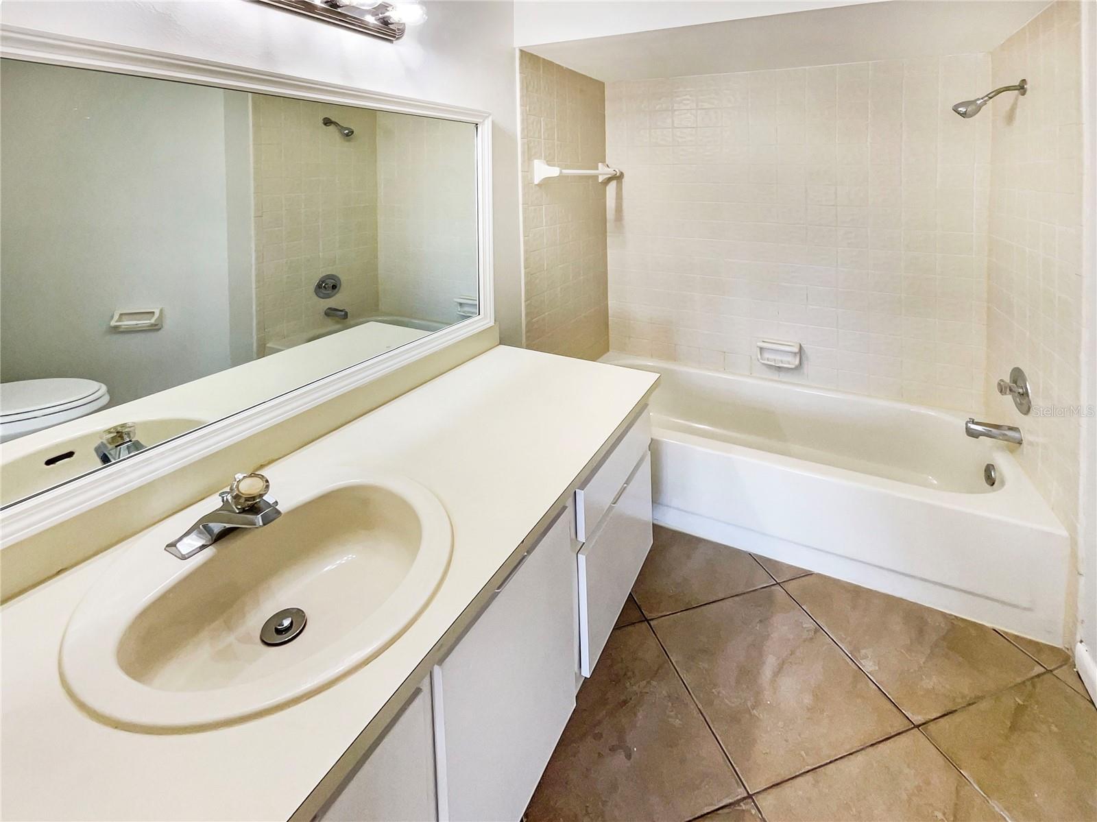 SOUTHPOINTE CONDO - Residential