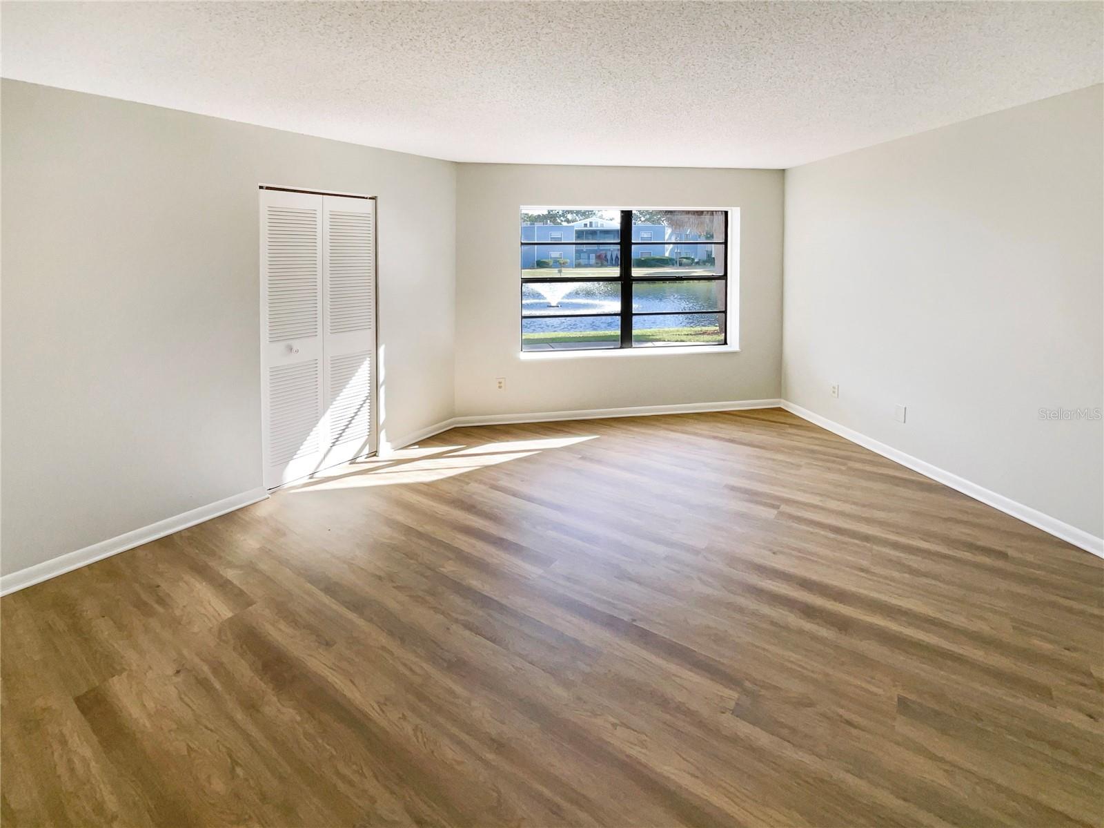 SOUTHPOINTE CONDO - Residential