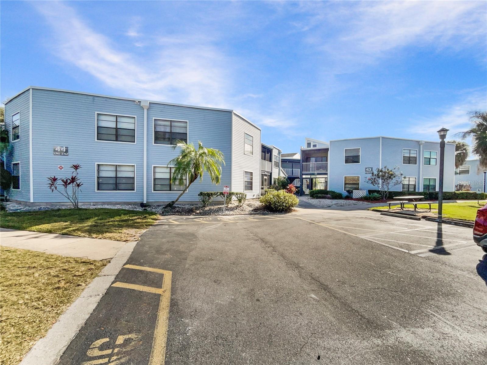 SOUTHPOINTE CONDO - Residential