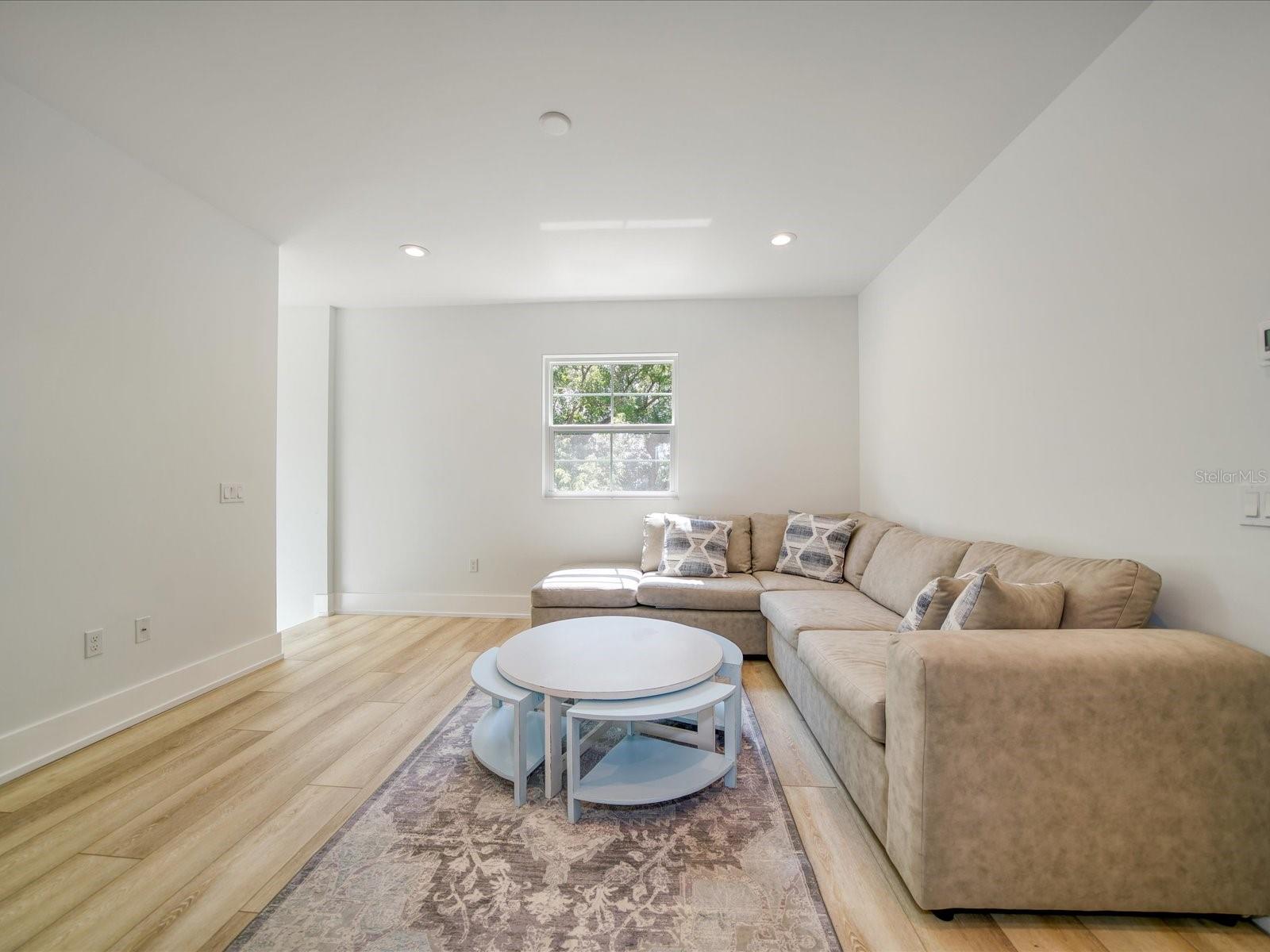 OAKLAND SUB - Residential