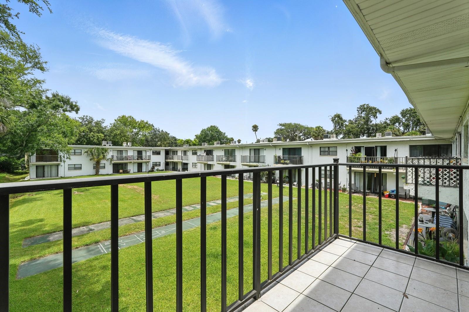 DAYTONA BEACH GOLF & COUNTRY CLUB - Residential