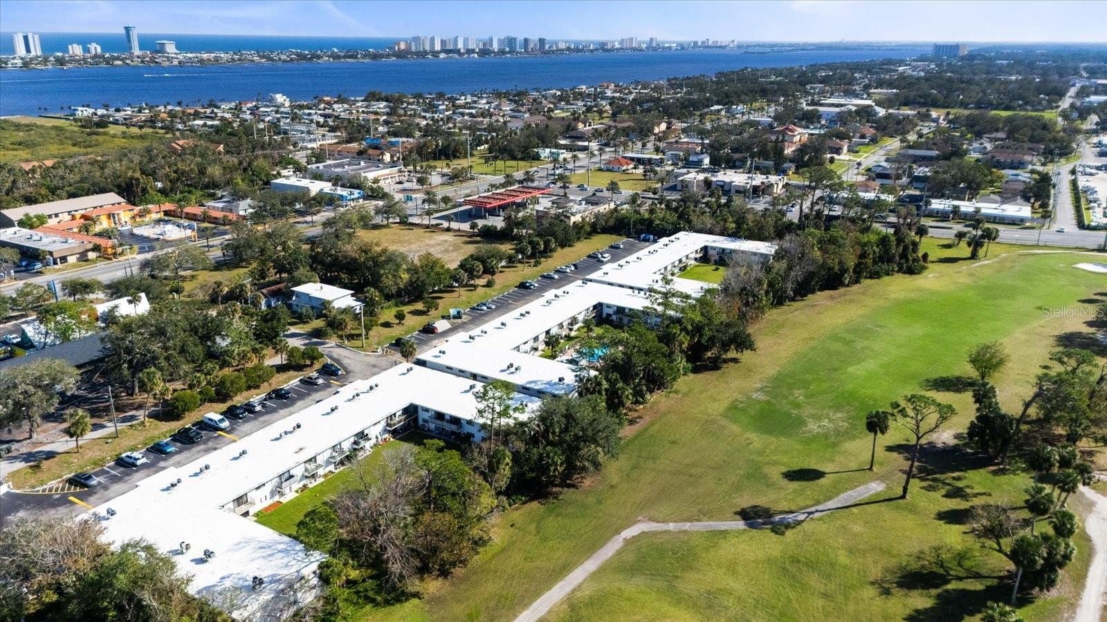 DAYTONA BEACH GOLF & COUNTRY CLUB - Residential