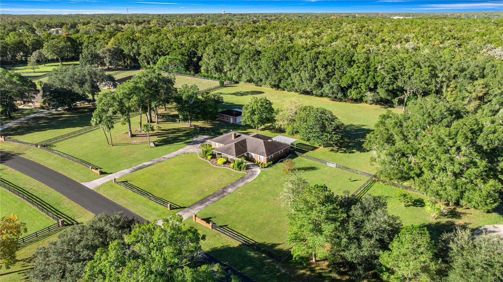 COUNTRYSIDE FARMS - Residential