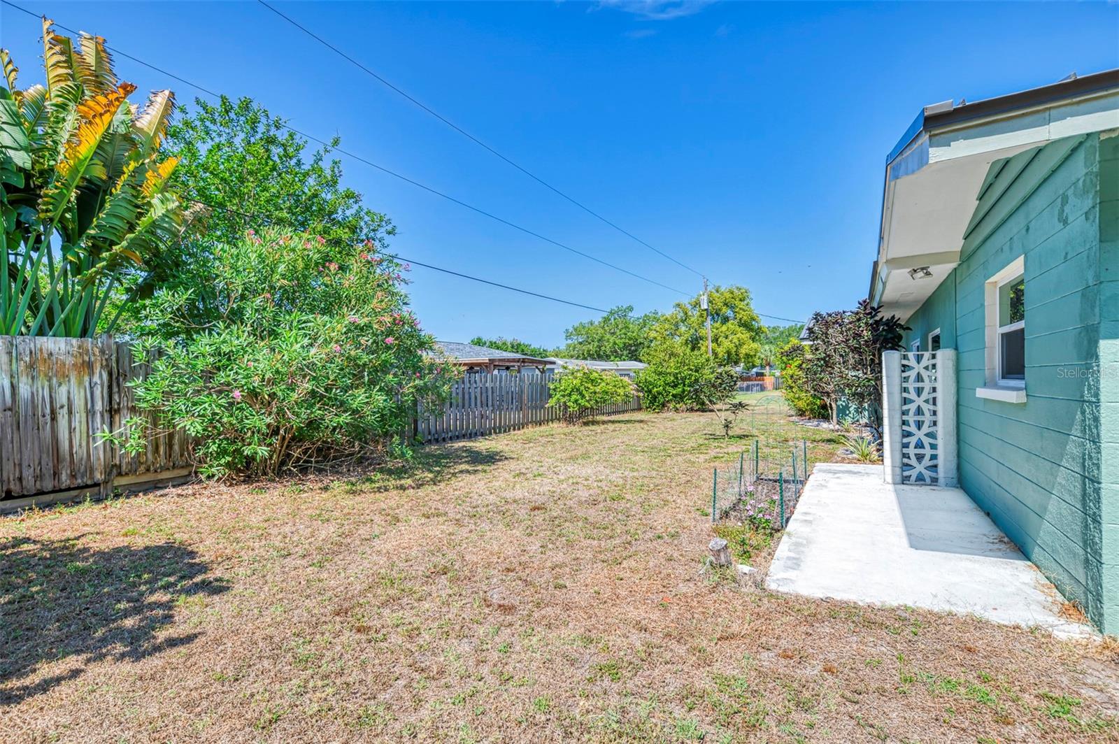 SOUTH GATE - Residential