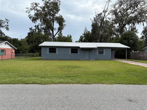 Photo of 1236 NE 22nd Street, Ocala, FL 34470 (MLS # A4637552)