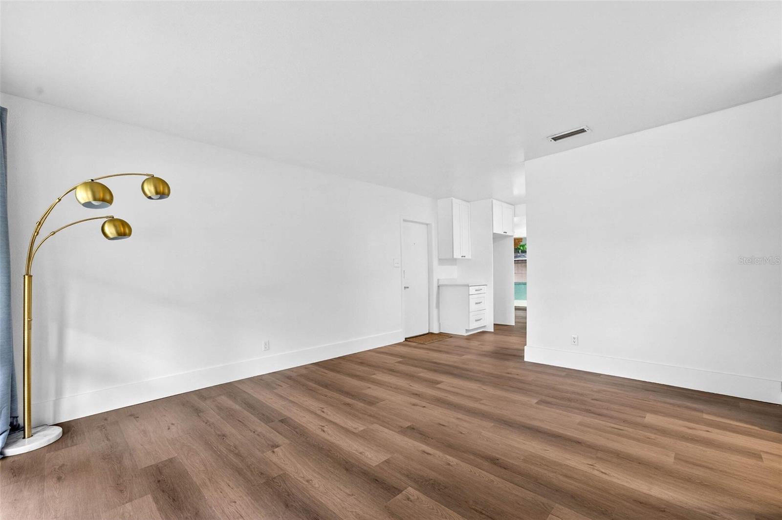 GANDY GARDENS 4 - Residential