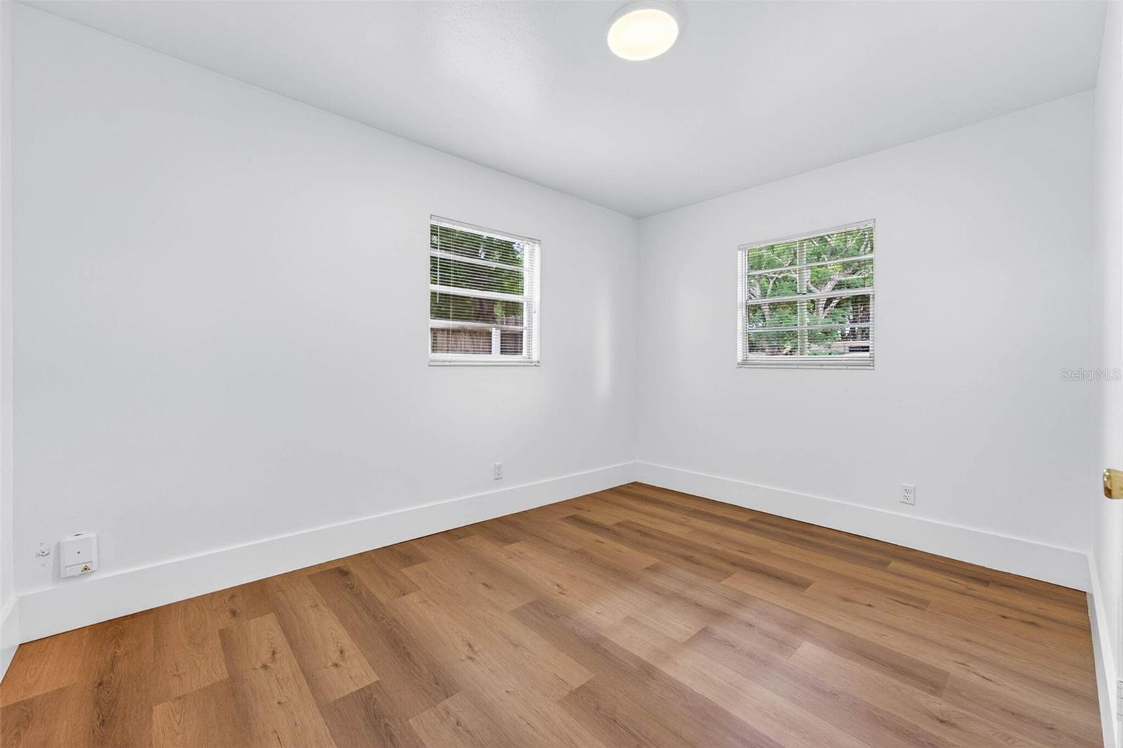 GANDY GARDENS 4 - Residential