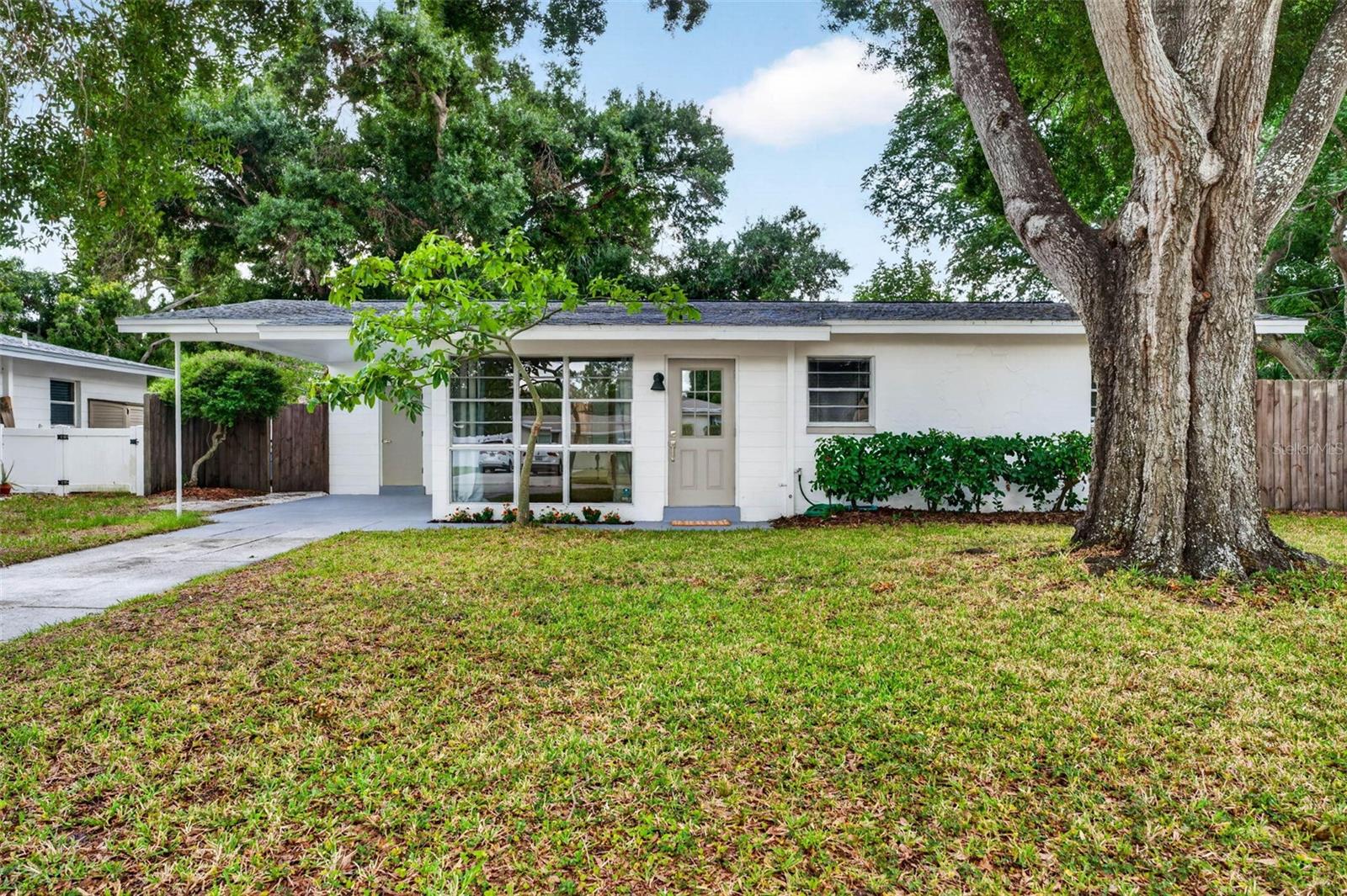 GANDY GARDENS 4 - Residential