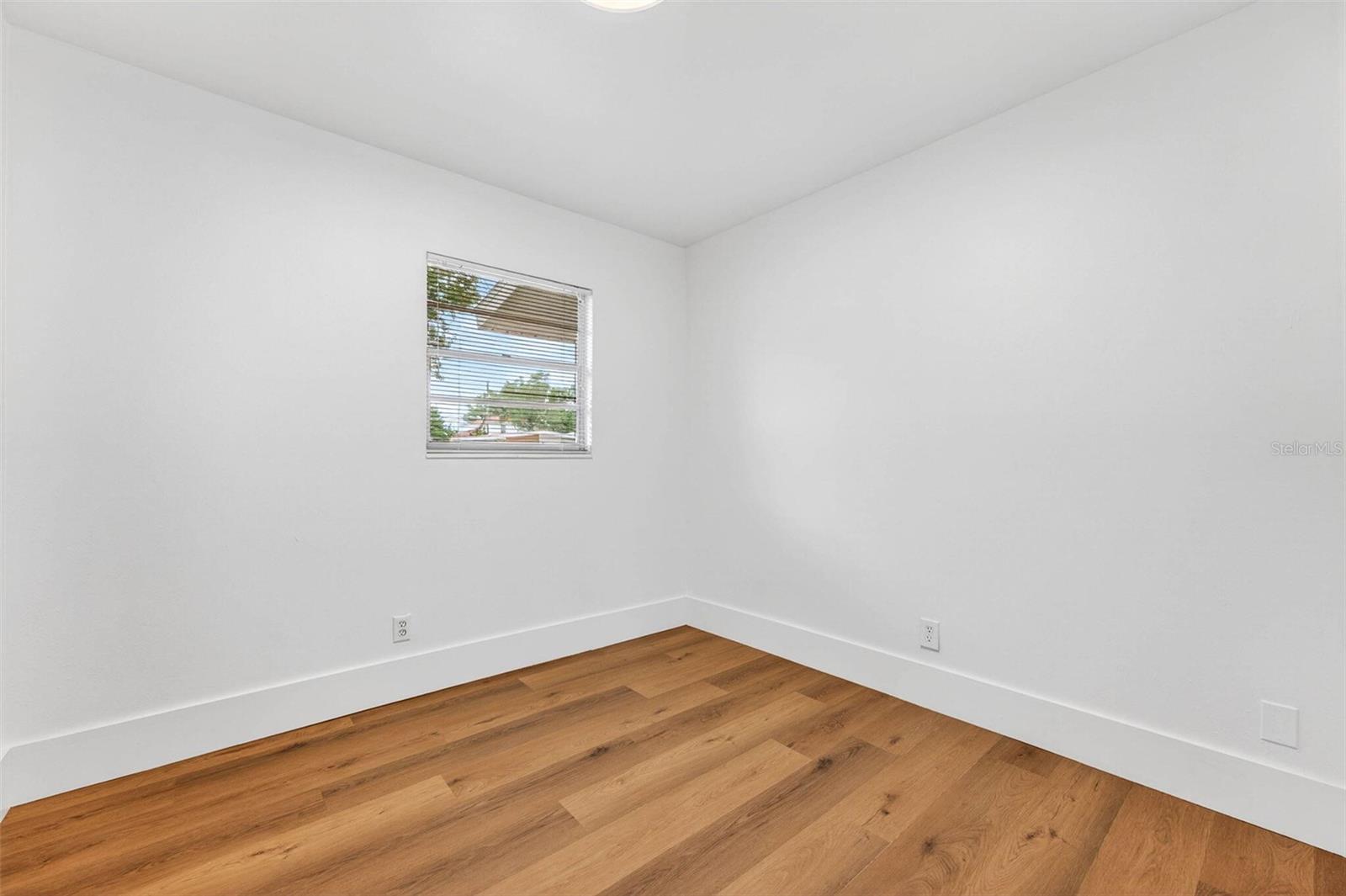 GANDY GARDENS 4 - Residential