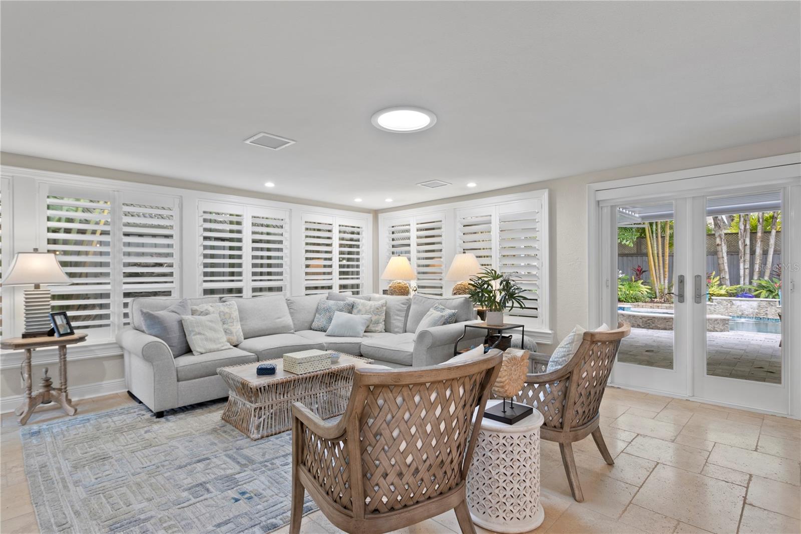 GRANADA TERR NO 2 - Residential