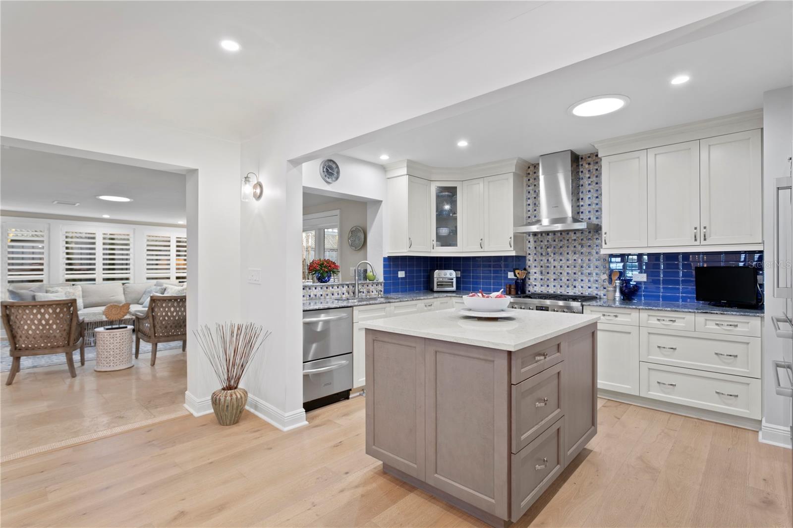 GRANADA TERR NO 2 - Residential