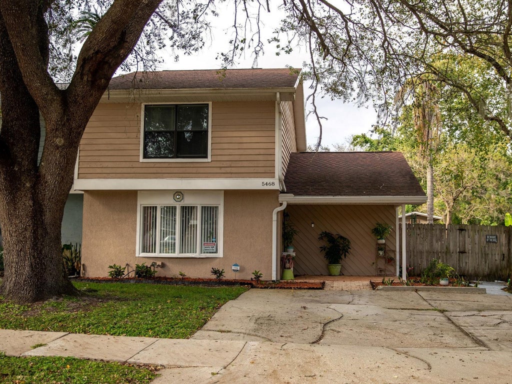Photo of 5468 Bracken Court, Winter Park, FL 32792 (MLS # A4710176)