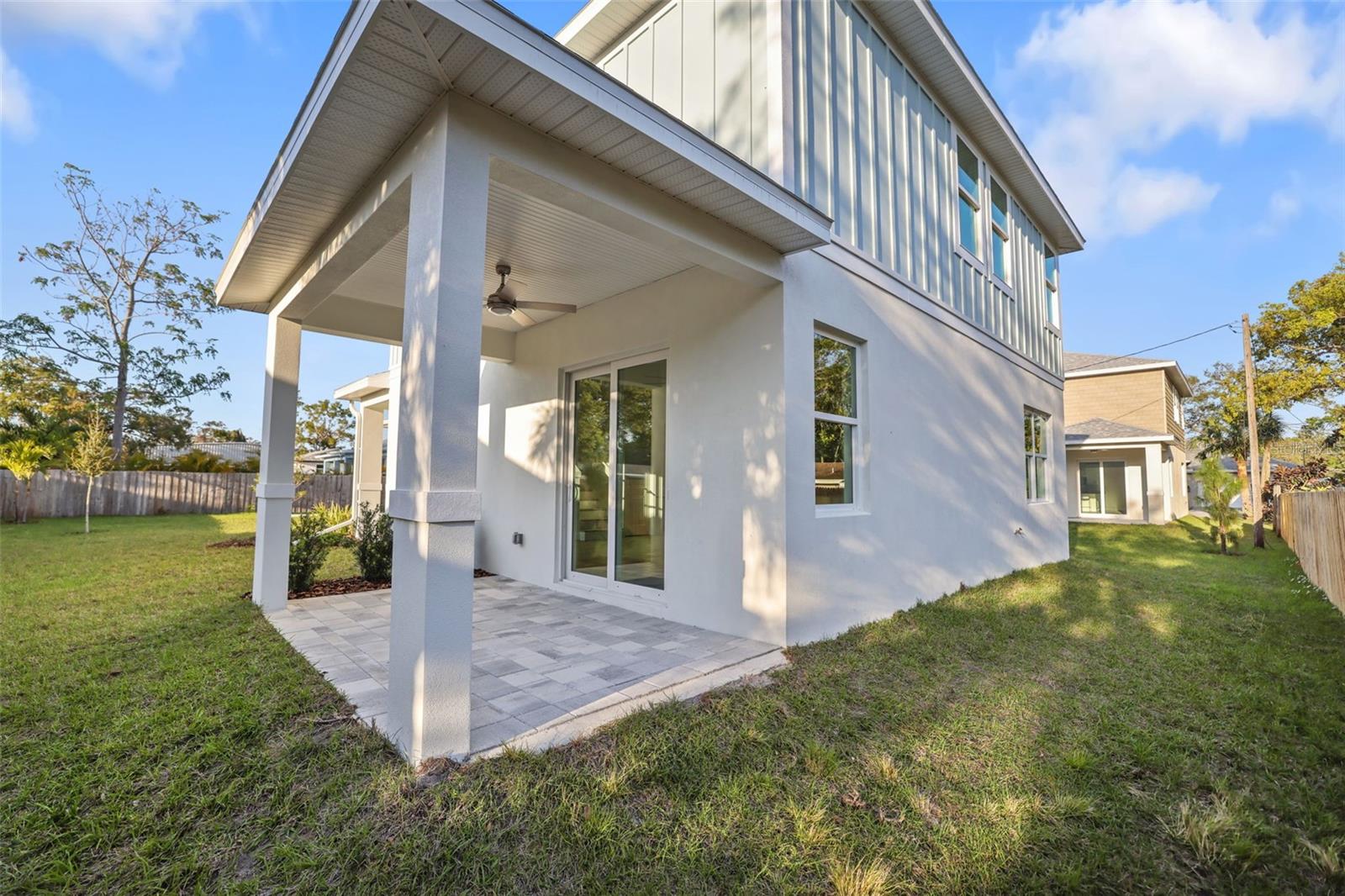 11598 OAK LANE
