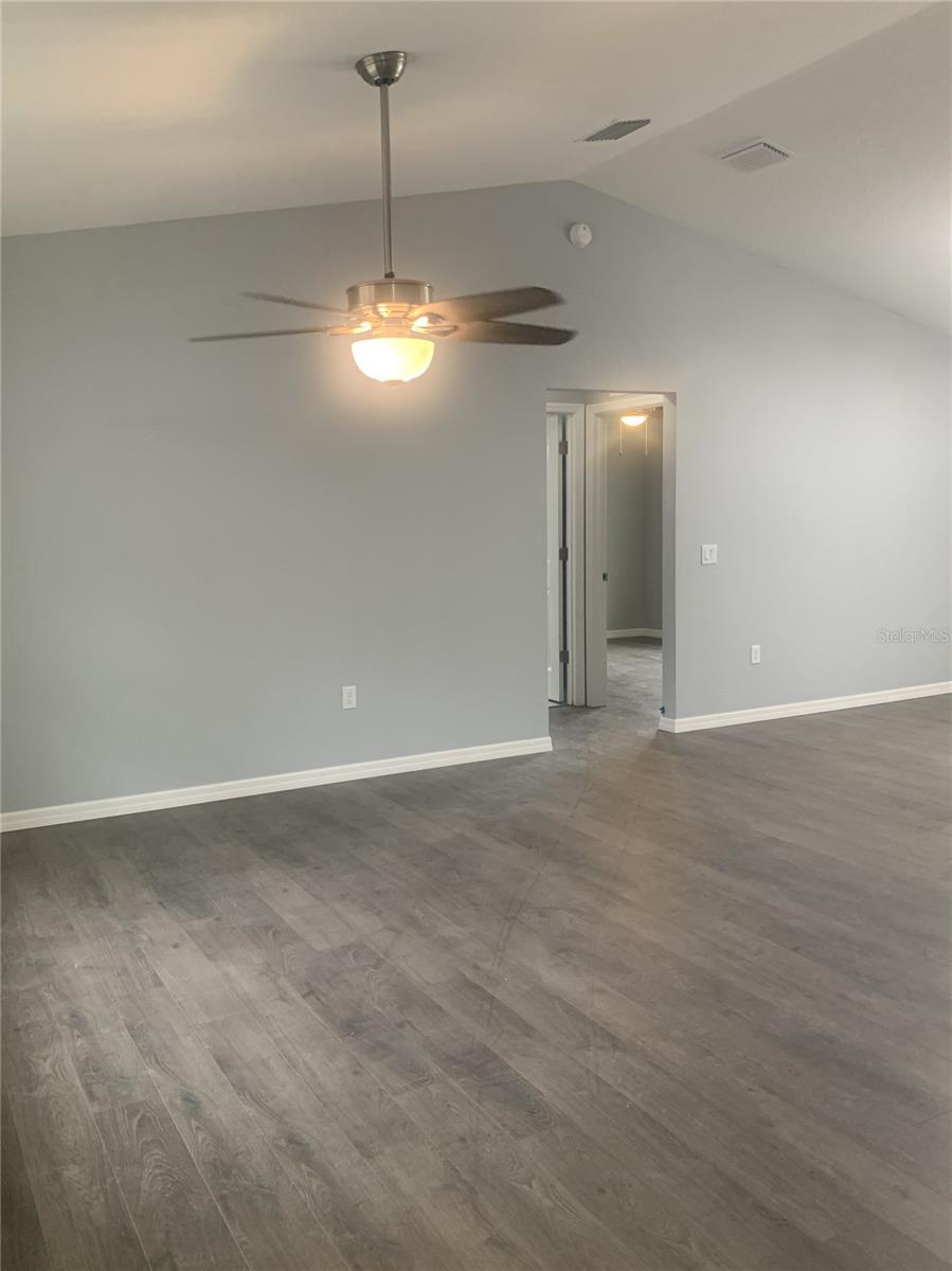 ROYAL HIGHLANDSUNIT 8 - Residential