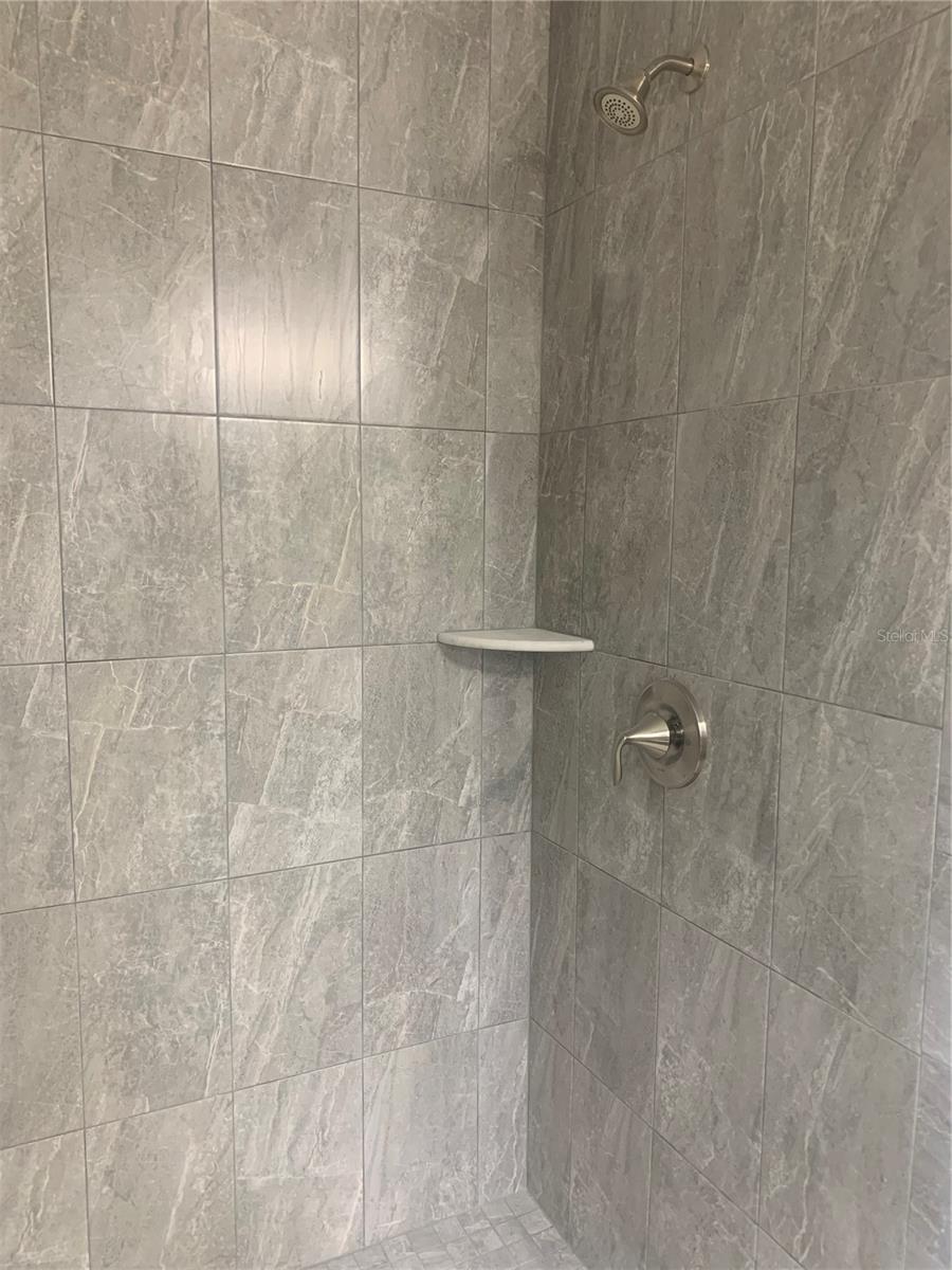 ROYAL HIGHLANDSUNIT 8 - Residential