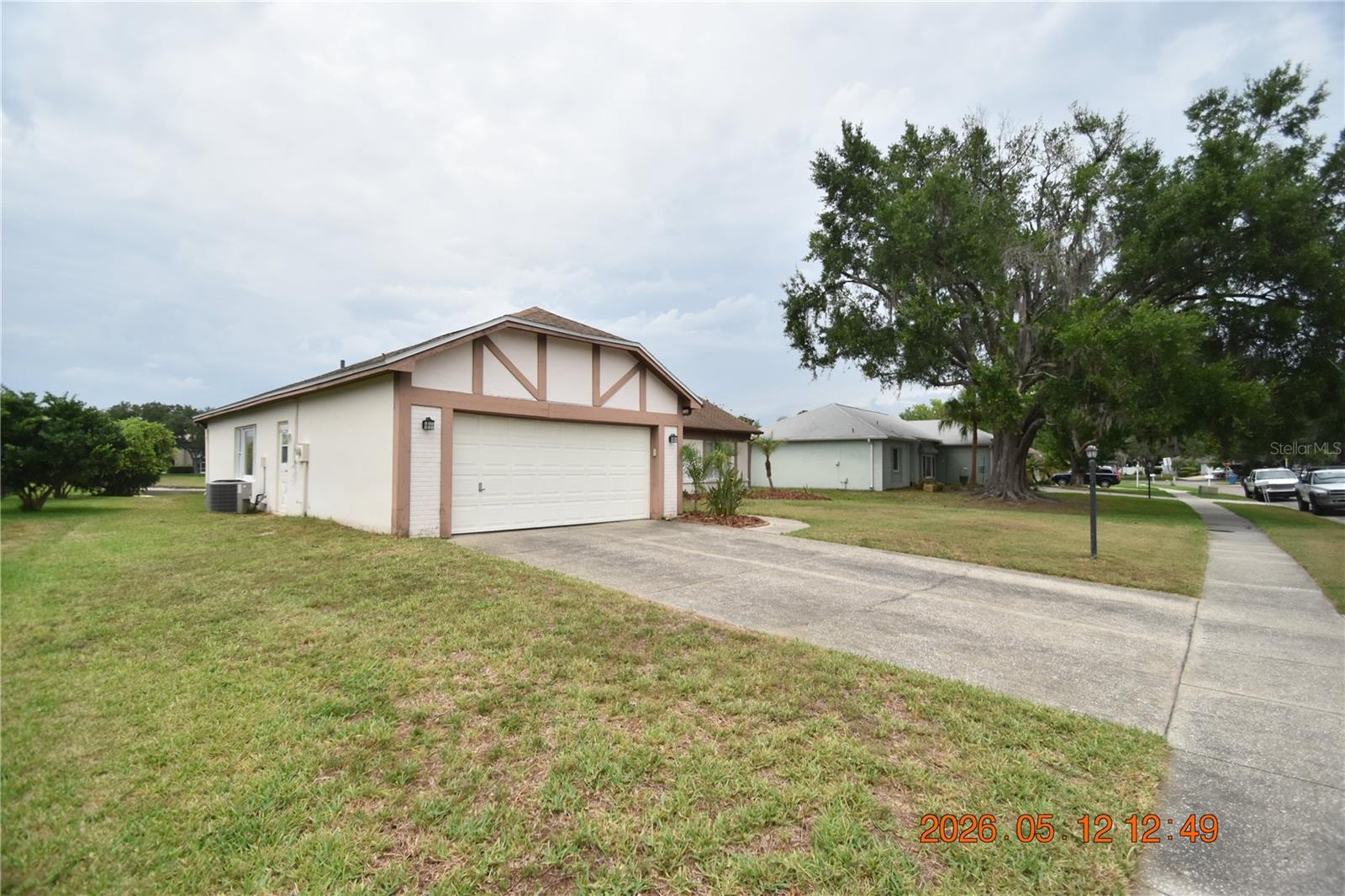PEBBLE CREEK VILLAGE UNIT 2 - Residential Lease
