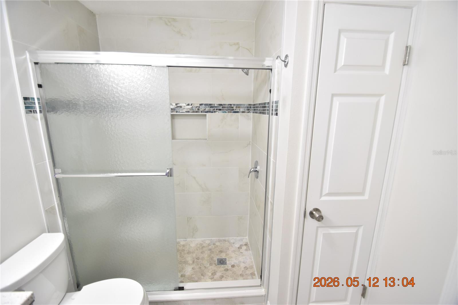 PEBBLE CREEK VILLAGE UNIT 2 - Residential Lease