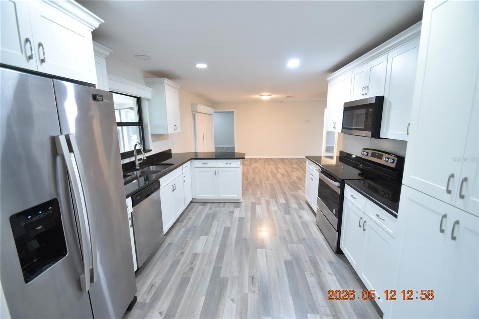 PEBBLE CREEK VILLAGE UNIT 2 - Residential Lease