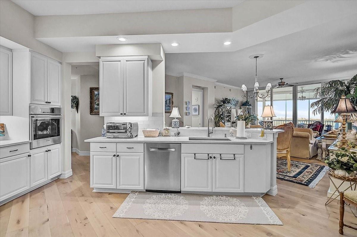 MERIDIAN AT THE OAKS PRESERVE - Residential