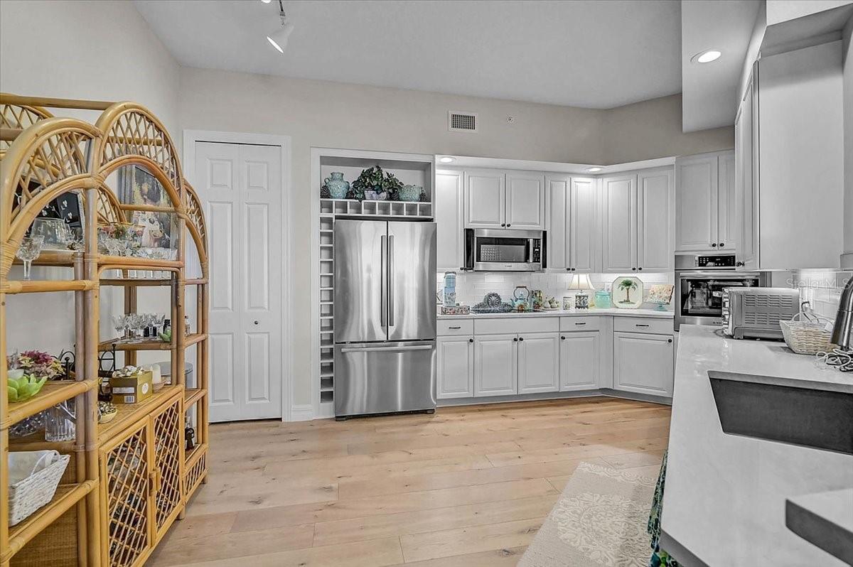 MERIDIAN AT THE OAKS PRESERVE - Residential