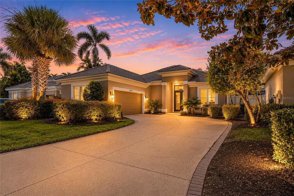 Photo of 8762 52nd Avenue E, Bradenton, FL 34211 (MLS # A4700211)