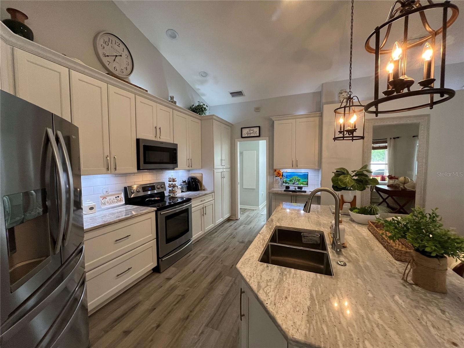 OAK TRACE - Residential