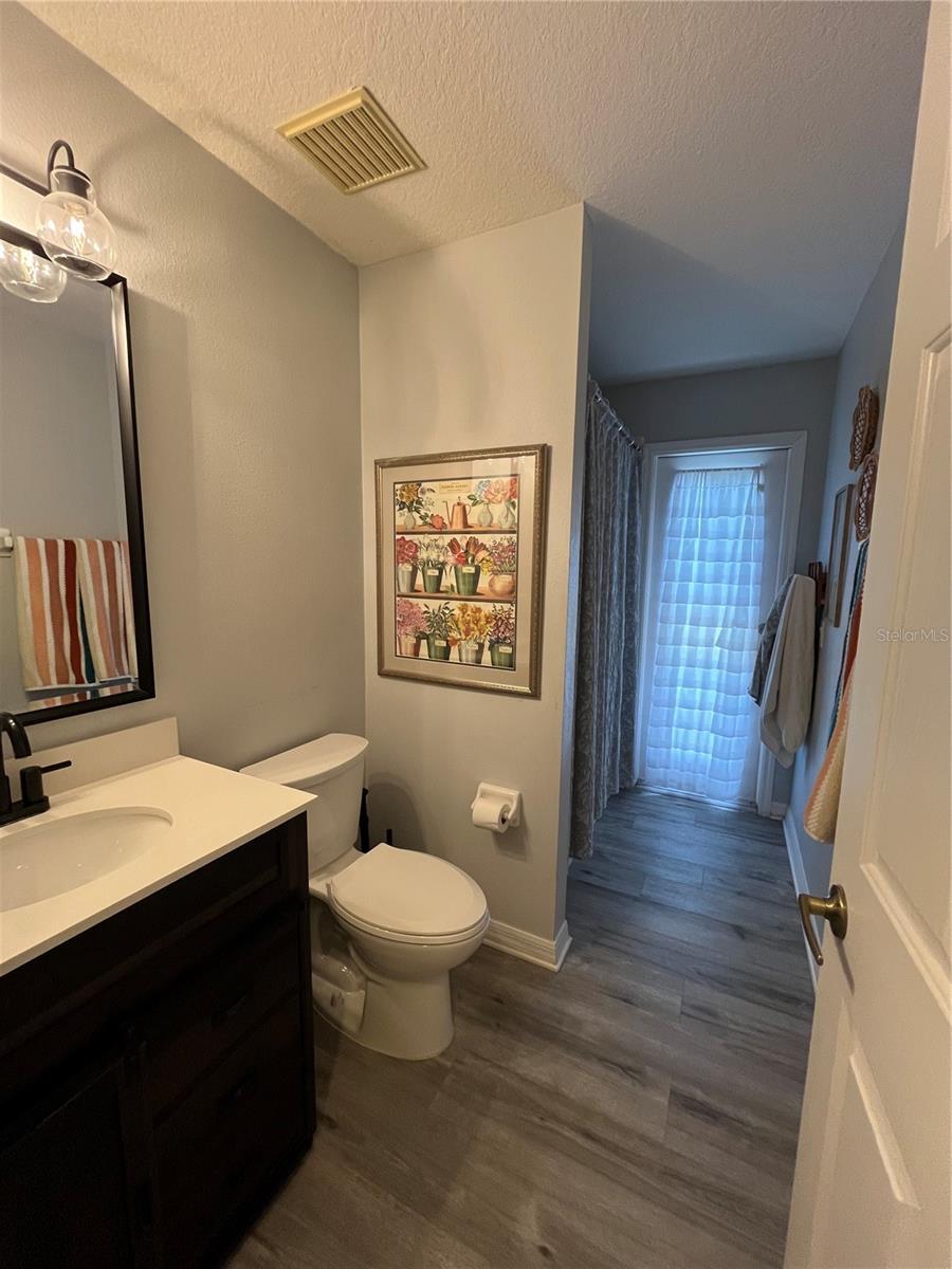 OAK TRACE - Residential