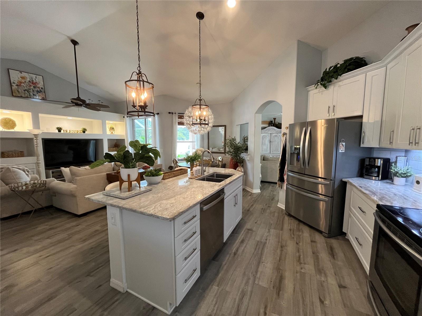 OAK TRACE - Residential