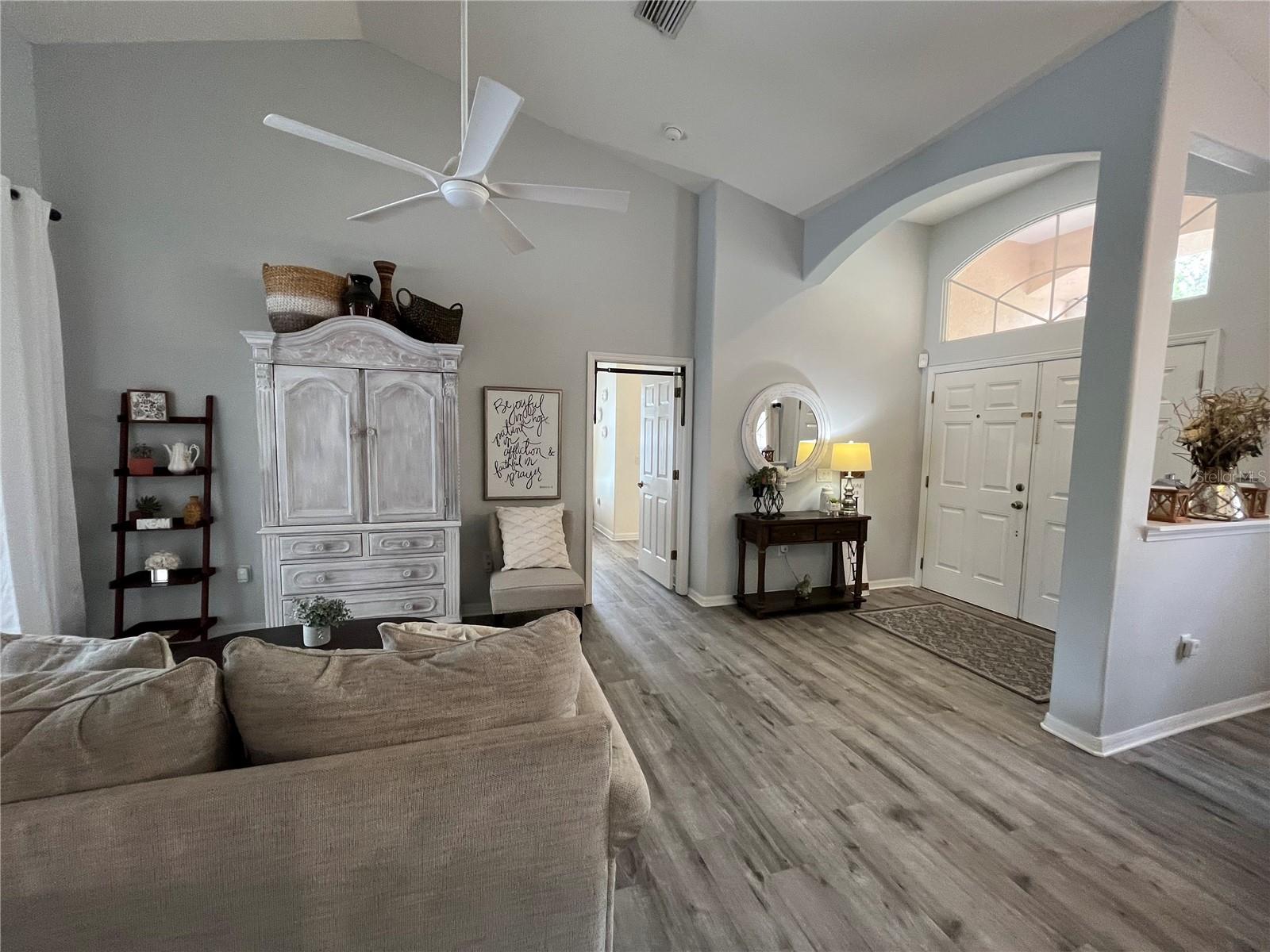 OAK TRACE - Residential