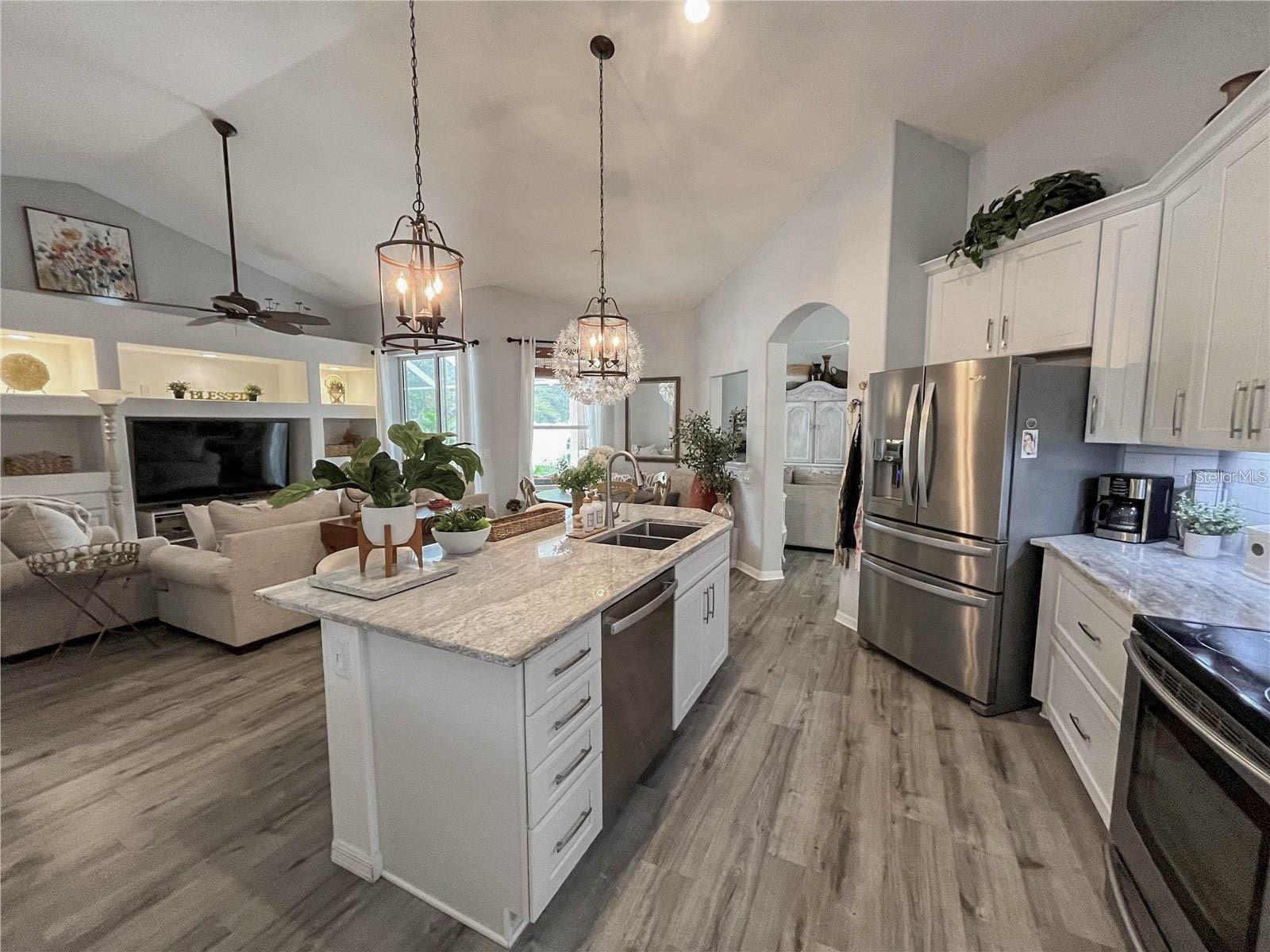 OAK TRACE - Residential