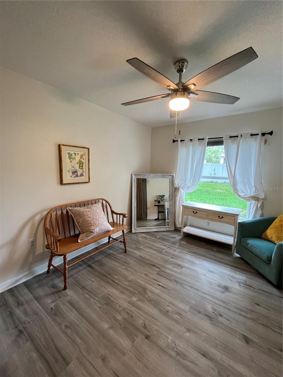 OAK TRACE - Residential