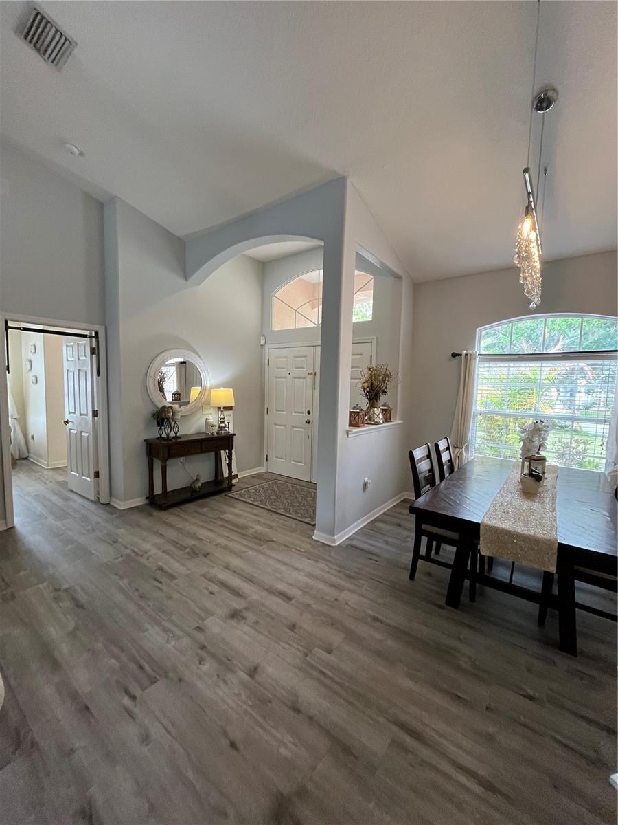 OAK TRACE - Residential