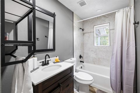 Tiny photo for 11311 NE 40th Street Road, Silver Springs, FL 34488 (MLS # TB8456289)